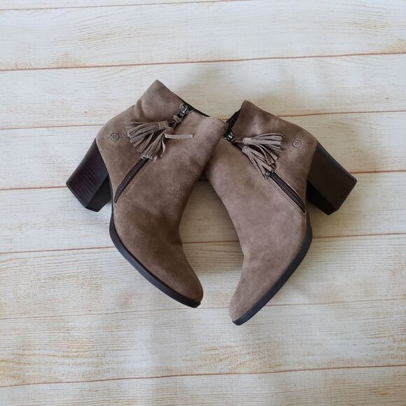 Born Ervine Suede Leather Tassel Ankle Boot Booties Women's Size 9M - Picture 3 of 16